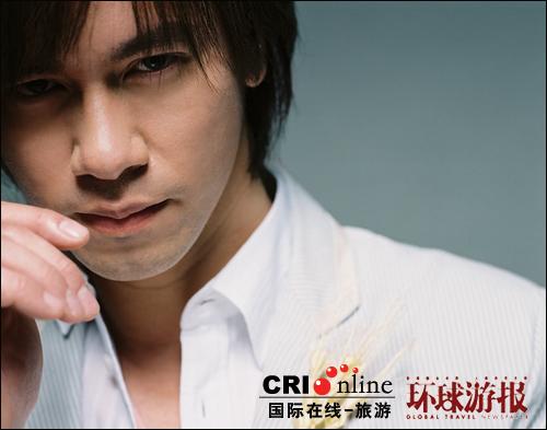 光年吉他谱,原版歌曲,简单C调弹唱教学,六线谱指弹简谱4张图