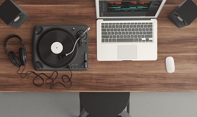小提琴顿弓换弦练习小提琴版高清图片简谱完整版
曲子www.qupuw.com